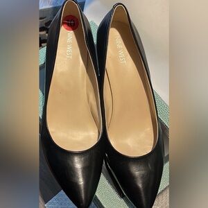 Nine West Black Cal 9x9  Dress Wedge Pumps  Leather Size 10 new